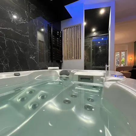 Ck & - Jacuzzi Privatif - *