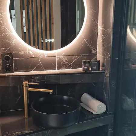 Ck & - Jacuzzi Privatif - Apartman Reims